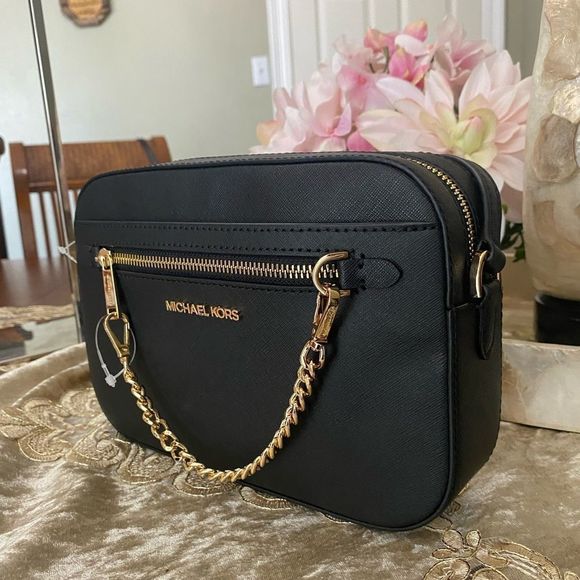 ‼️ ONE DAY SALE 100$ Michael Kors large chain Crossbody - Picture 3 of 13